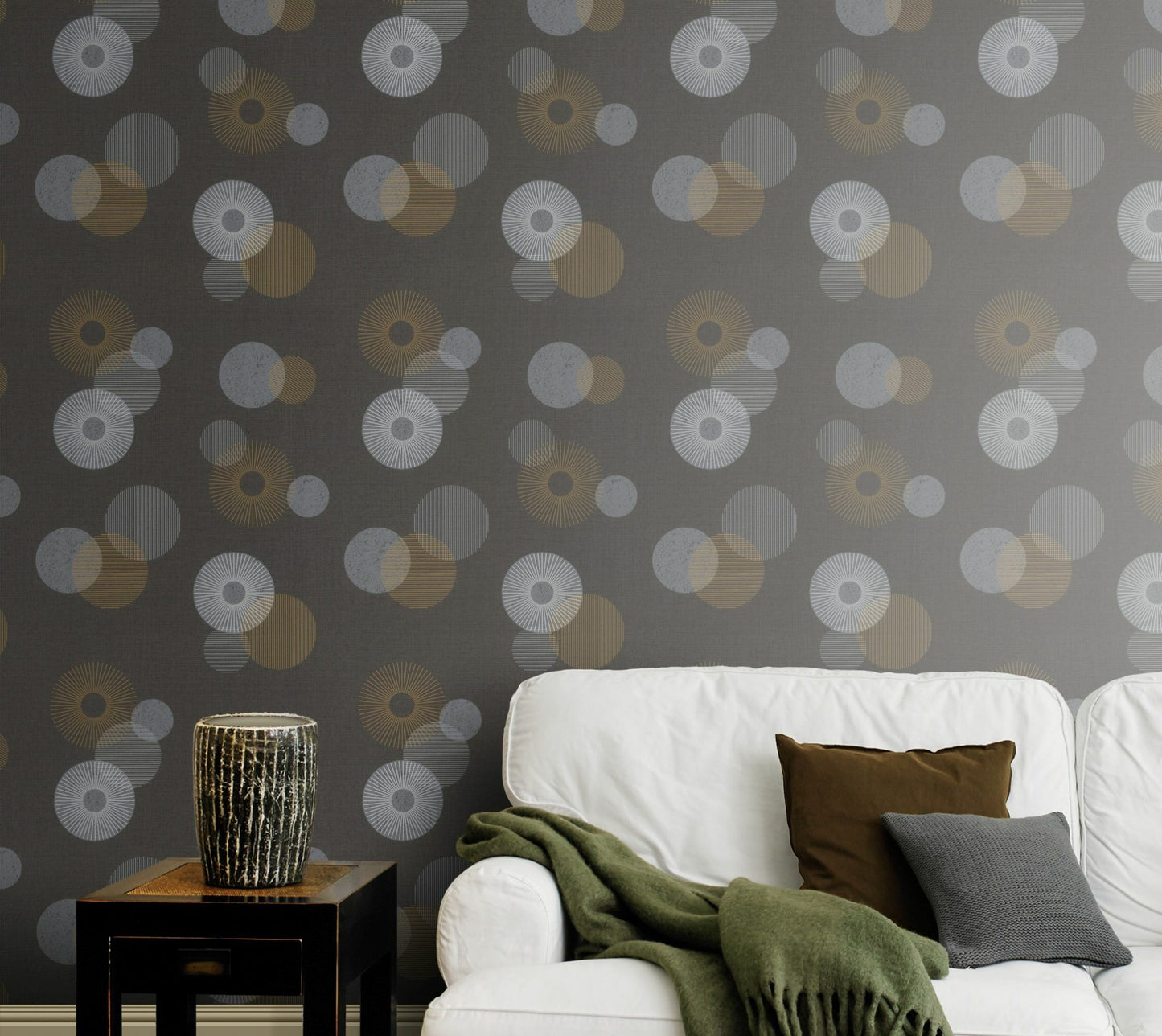 Circle Dark Grey-Yellow