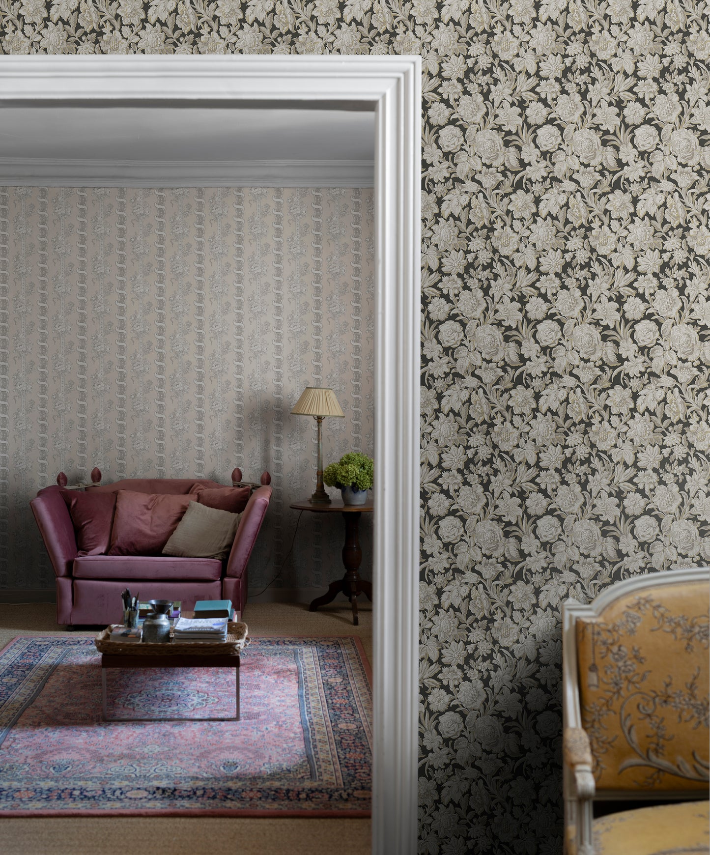 Valentin Dark Floral